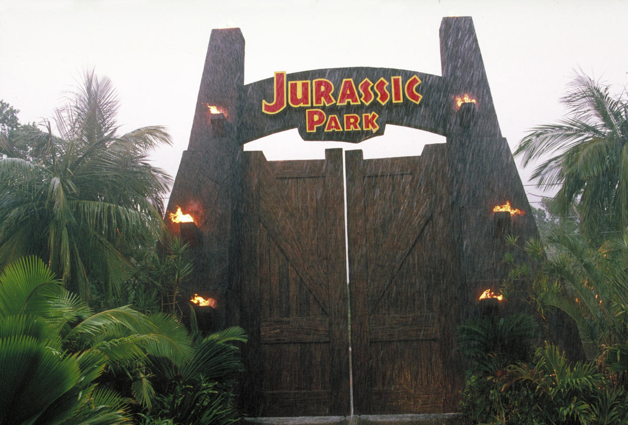 The gateway to the eponymous theme park, from the film 'Jurassic Park', 1993.  (Photo by Murray Close/Getty Images)