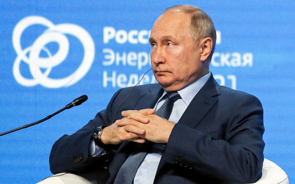 Vladimir Putin denies blackmailing Europe over gas, saying there has been no progress on NordStream 2 - Sergei Ilnitsky /Pool BelTa 