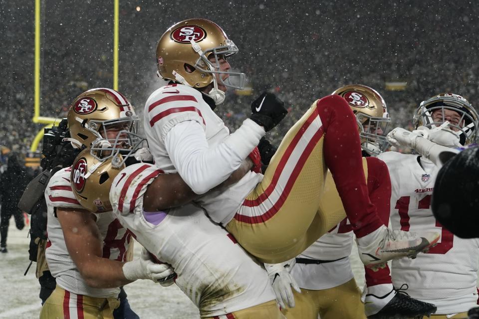 during the second half of an NFC divisional playoff NFL football game Saturday, Jan. 22, 2022, in Green Bay, Wis. The 49ers won 13-10 to advance to the NFC Chasmpionship game. (AP Photo/Morry Gash)