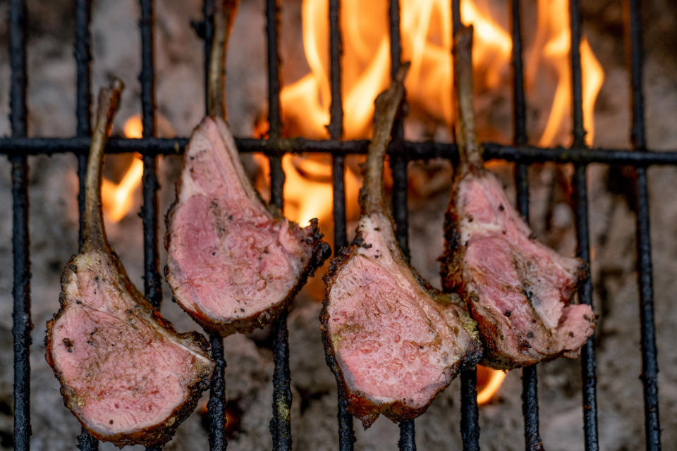 Lamb chops on a grill.