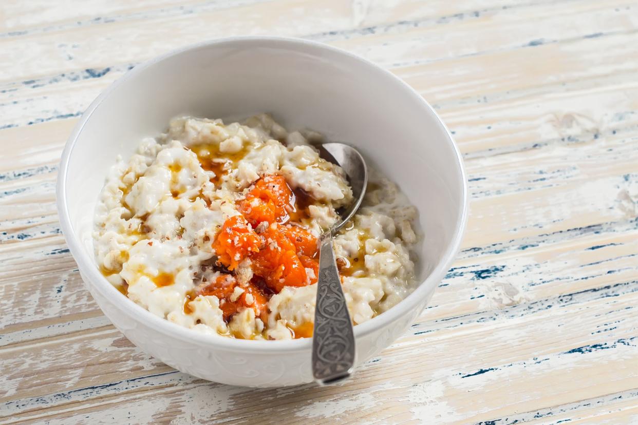 Oatmeal with sweet potatoes and maple syrup