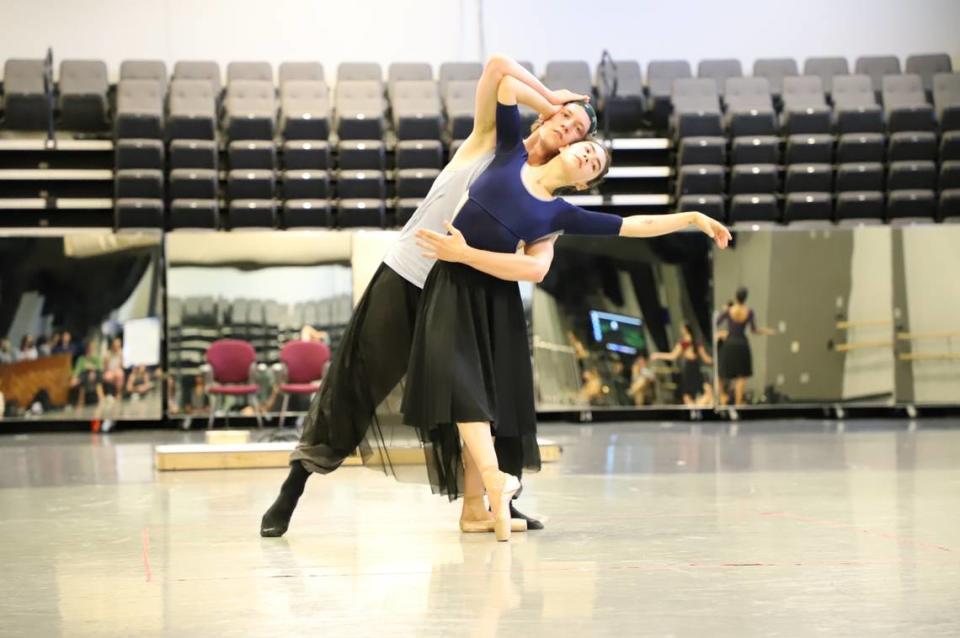 Charlotte Ballet dancers Luke Csordas and Evelyn Robinson at a rehearsal. Ballet artistic director Alejandro Cerrrudo said all of his dancers “have something special and unique about them.”