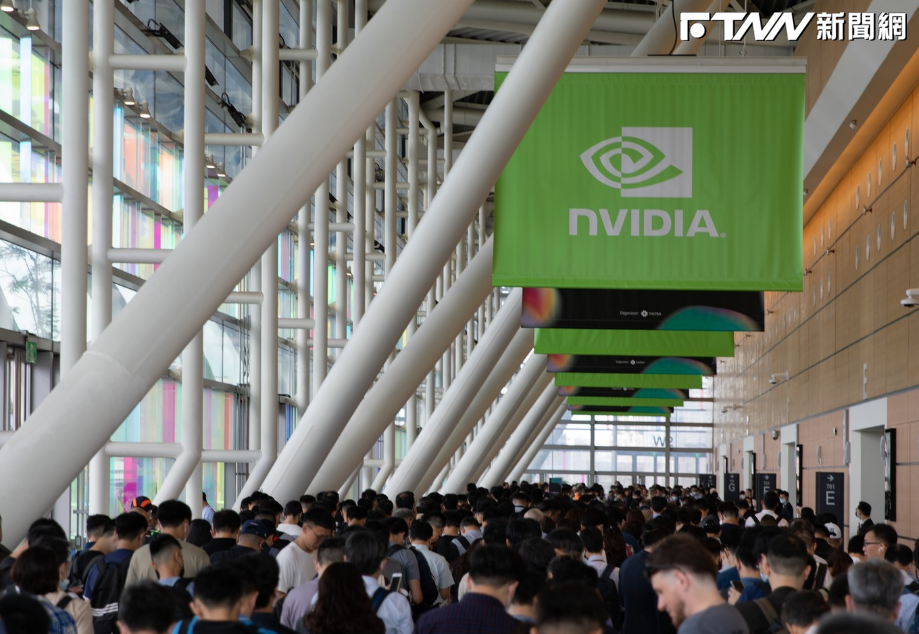 美股周三四大指數收黑，AI股輝達也大跌逾3%。（圖／NVIDIA Taiwan 臉書）