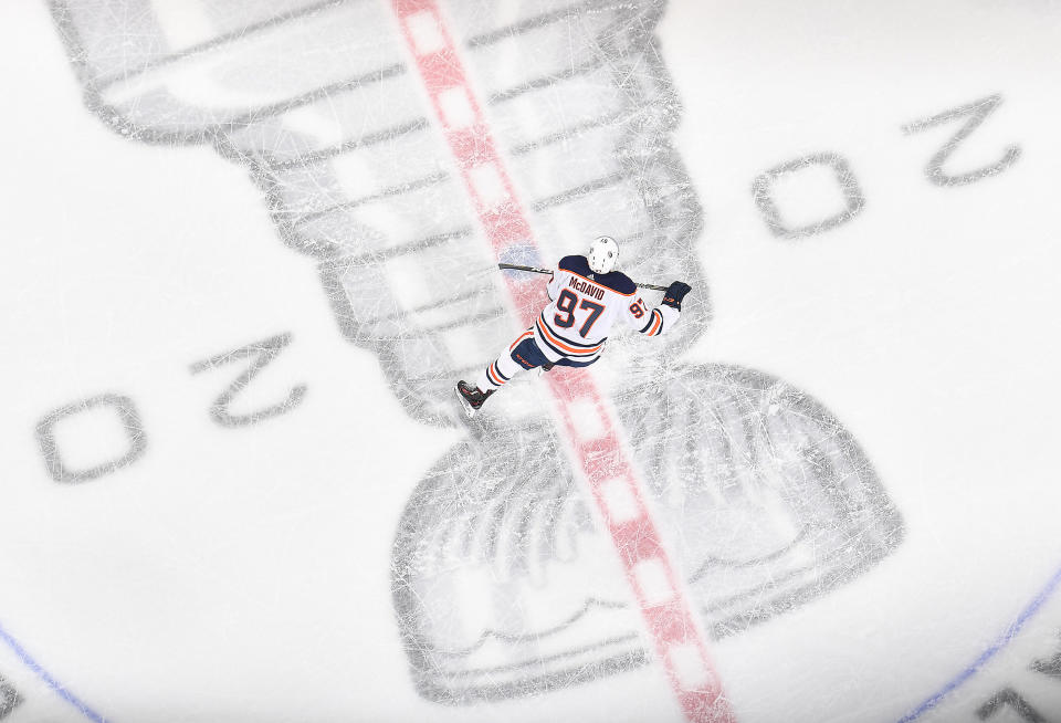 EDMONTON, ALBERTA - AUGUST 07: Connor McDavid #97 of the Edmonton Oilers skates through center ice in the first period of Game Four of the Western Conference Qualification Round against the Chicago Blackhawks at Rogers Place on August 07, 2020 in Edmonton, Alberta. (Photo by Andy Devlin/NHLI via Getty Images)