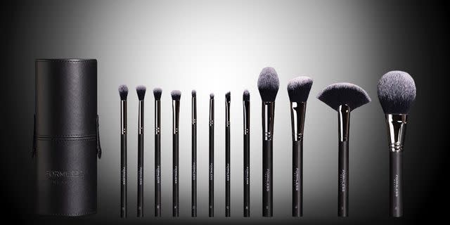 <p>Formless Beauty</p> Formless Beauty's new line of makeup brushes and travel case