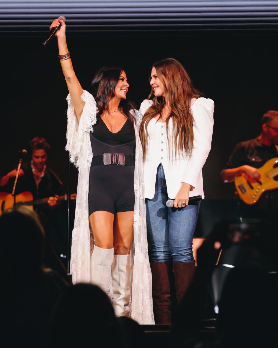 Sara Evans with Lady A's Hillary Scott at the Ryman Auditorium, 8/17/23