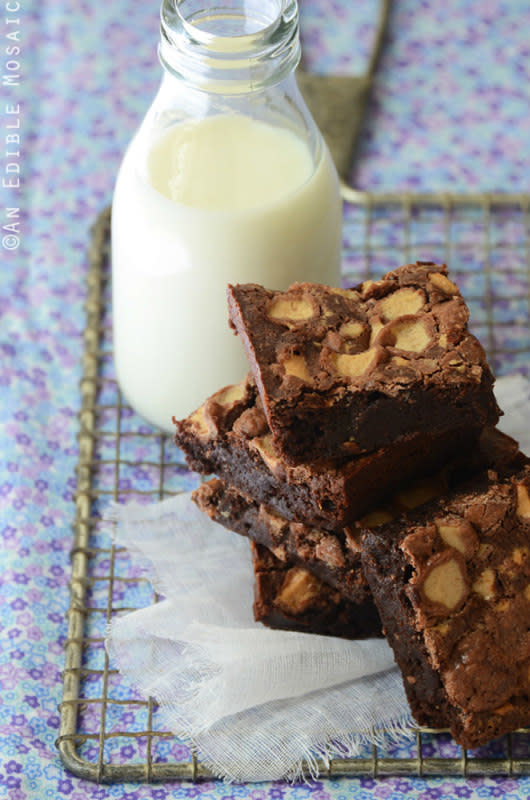 <p>An Edible Mosaic</p><p>These brownies feature malted milk powder in the batter and chocolate-covered malt balls on top</p><p><strong>Get the recipe: <a href="https://www.anediblemosaic.com/malted-chocolate-brownies/" rel="nofollow noopener" target="_blank" data-ylk="slk:Malted Chocolate Brownies;elm:context_link;itc:0;sec:content-canvas" class="link ">Malted Chocolate Brownies</a></strong></p>