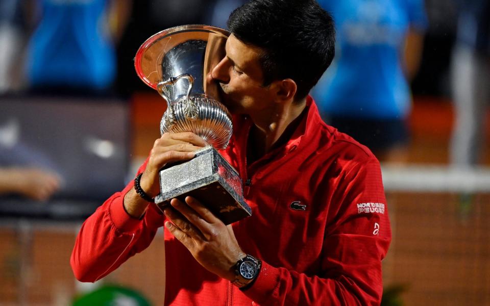 Novak Djokovic - Women's Italian Open champion Simona Halep left shortchanged by men's champion Novak Djokovic... by €10 - GETTY IMAGES