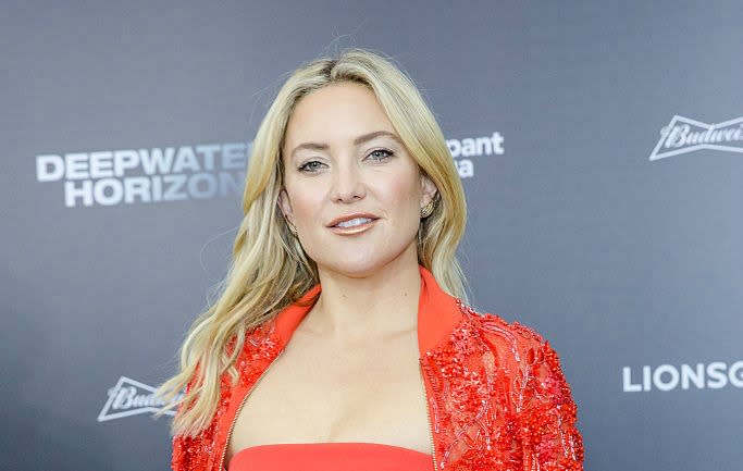 Kate Hudson gets into the holiday spirit in an Instagram post to