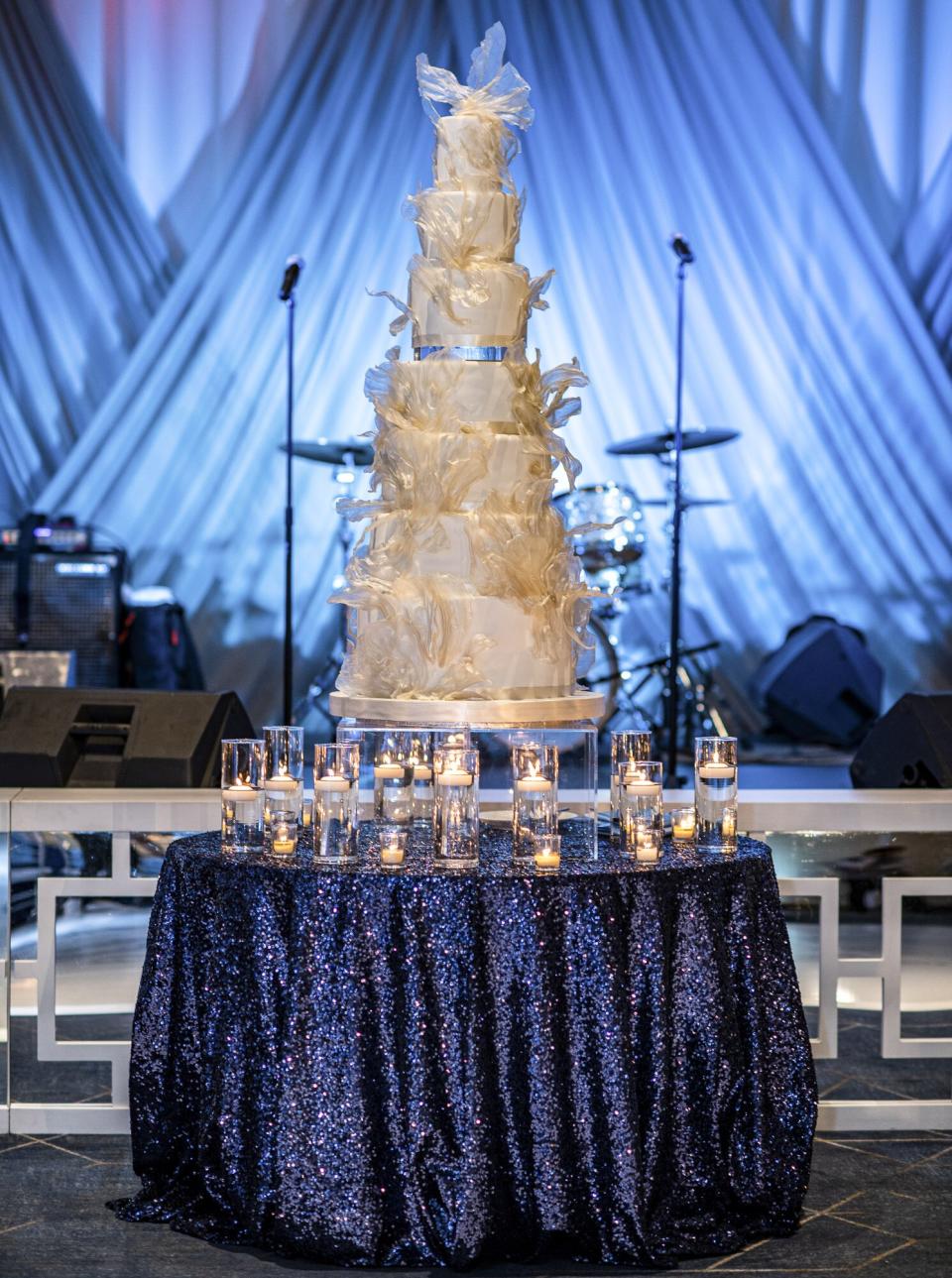 Michael Oher wedding cake