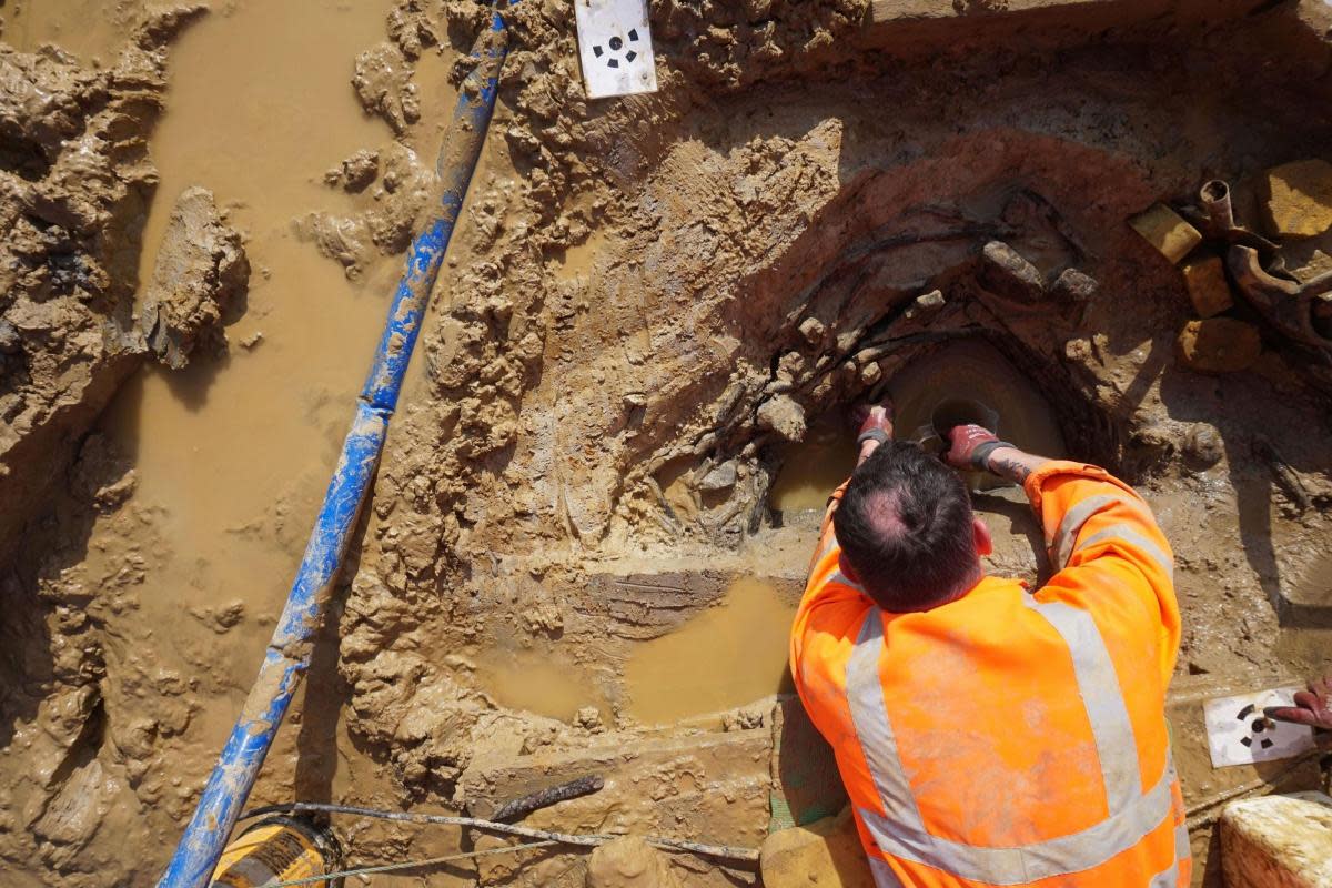 Archaeologists discovered the well <i>(Image: Oxford Achaeology)</i>