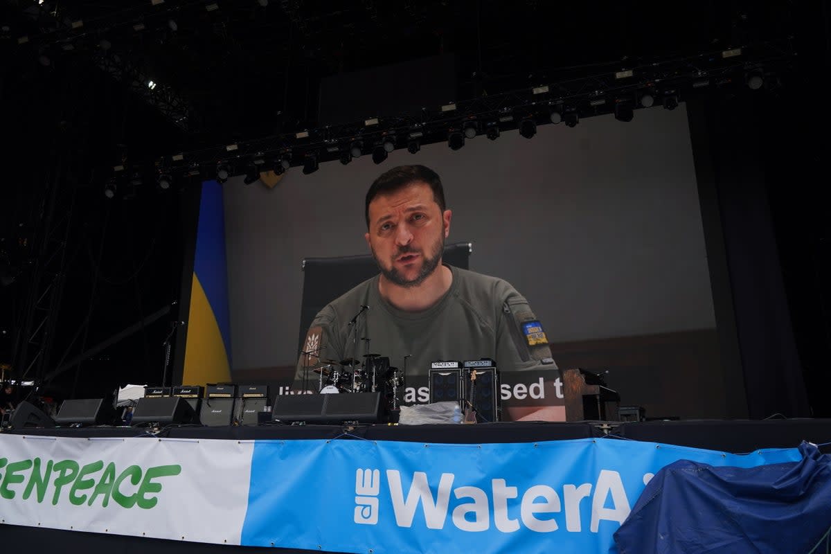 Video message by Ukrainian President Volodymyr Zelensky shown to the crowd at the Glastonbury Festival (Yui Mok/PA) (PA Wire)