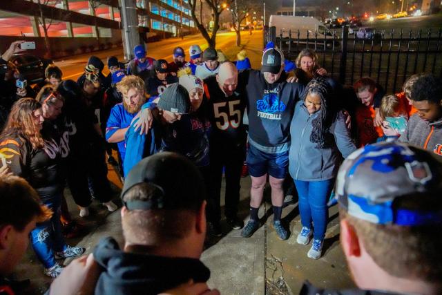 Damar Hamlin: Fans, players flock to support injured Buffalo Bills