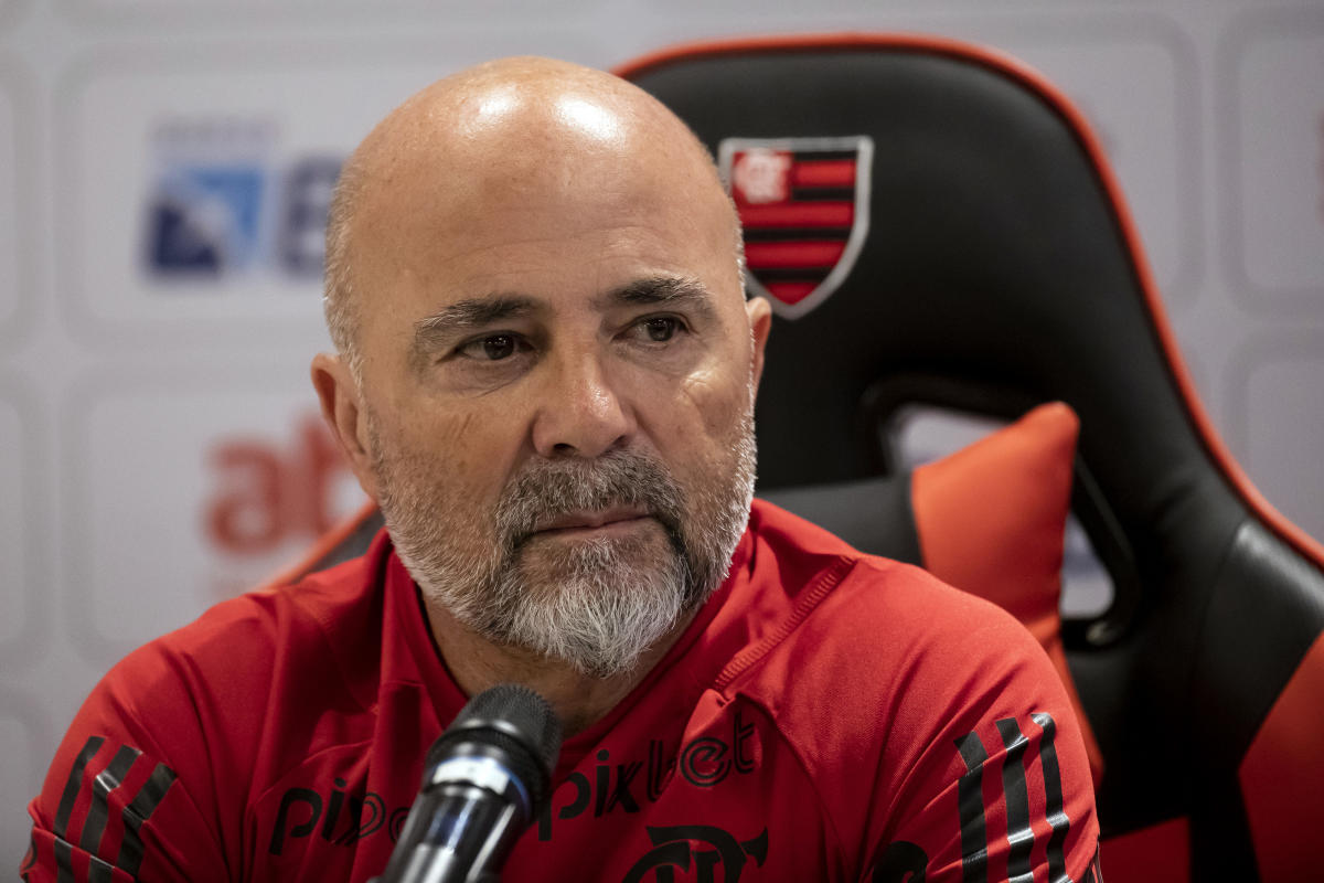 Campeão do Flamengo está com dias contados e peita Sampaoli