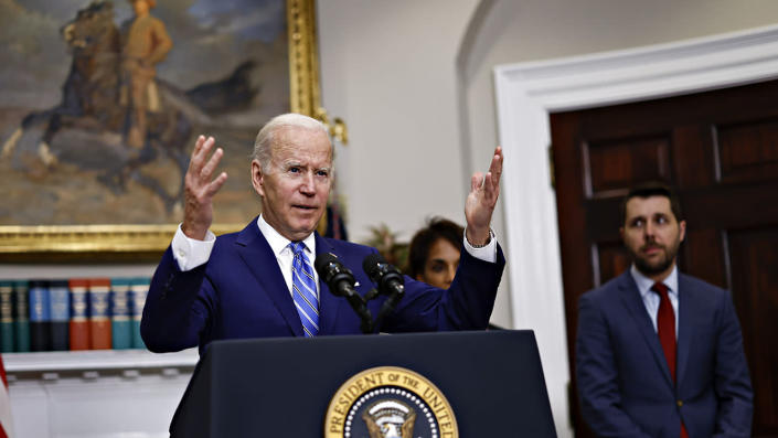 President Joe Biden speaks in the Roosevelt Room of the White House on May 4, 2022. <span class="copyright">Ting Shen/Bloomberg via Getty Images</span>
