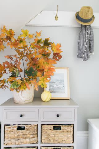 <p><a href="https://www.findinglovely.com/beauty-in-simplicity-fall-home-tour/" data-component="link" data-source="inlineLink" data-type="externalLink" data-ordinal="1">Finding Lovely</a></p>