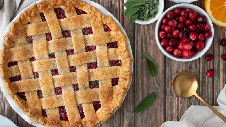 whole cranberry sage pie