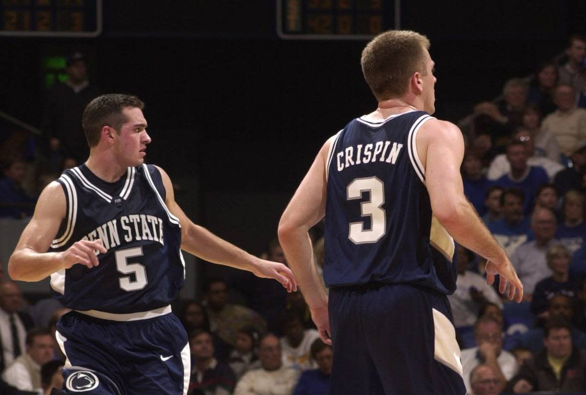 Penn State guards Jon Crispin, left, and Joe Crispin combined for 57 of their team’s 73 points during a win over UK on Nov. 25, 2000.