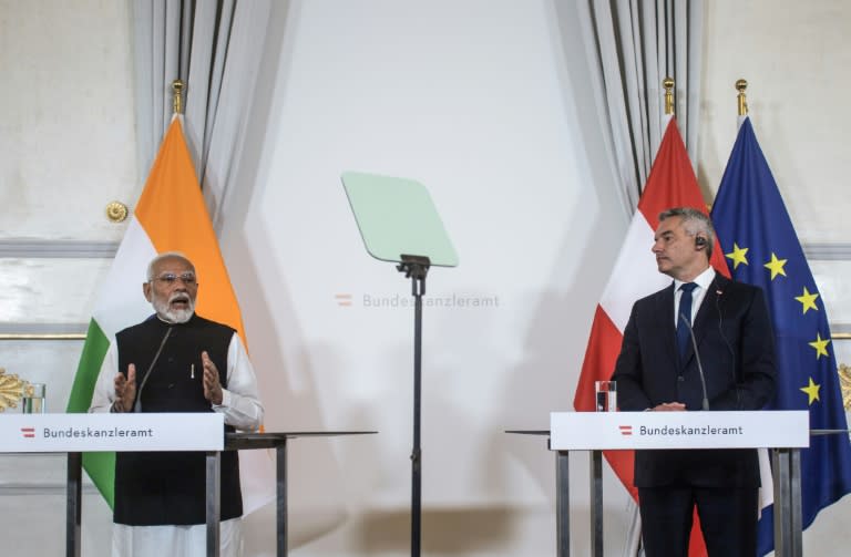 Indiens Regierungschef Narendra Modi hat bei einem Besuch in Österreich die Bereitschaft beider Länder signalisiert, eine Friedenslösung für die Ukraine zu unterstützen. Probleme könnten "nicht auf dem Schlachtfeld gelöst werden", sagte Modi in Wien. (Alex HALADA)