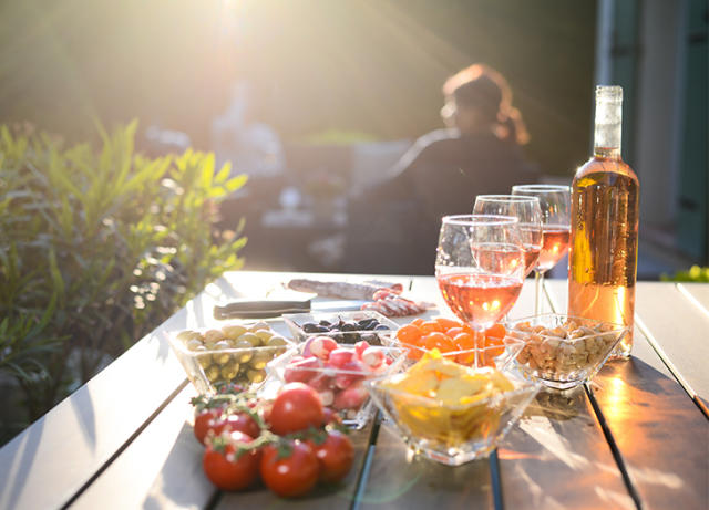 National Aperitif Day: Tips for Enjoying Pre-Dinner Refreshments