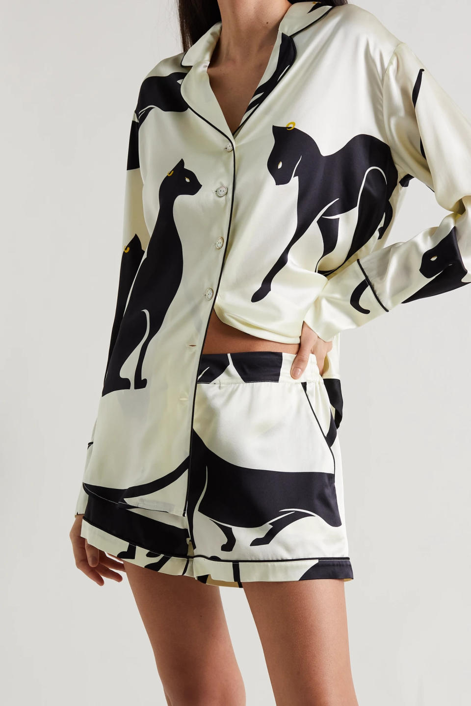 Alba piped printed silk-satin pajama set (Photo: Net-A-Porter)