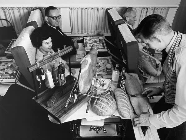 Scandinavian Airlines passengers were treated to luxury and high-class foods in past decades.