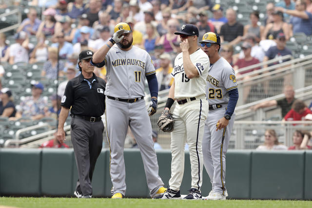 Brewers beat Twins, Rowdy Tellez homers twice