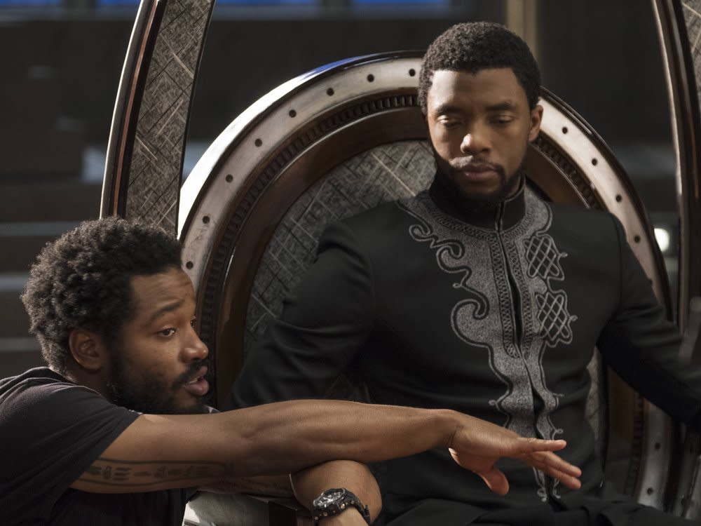 Ryan Coogler (l.) mit Chadwick Boseman am Set von "Black Panther". (Bild: imago/ZUMA Wire)