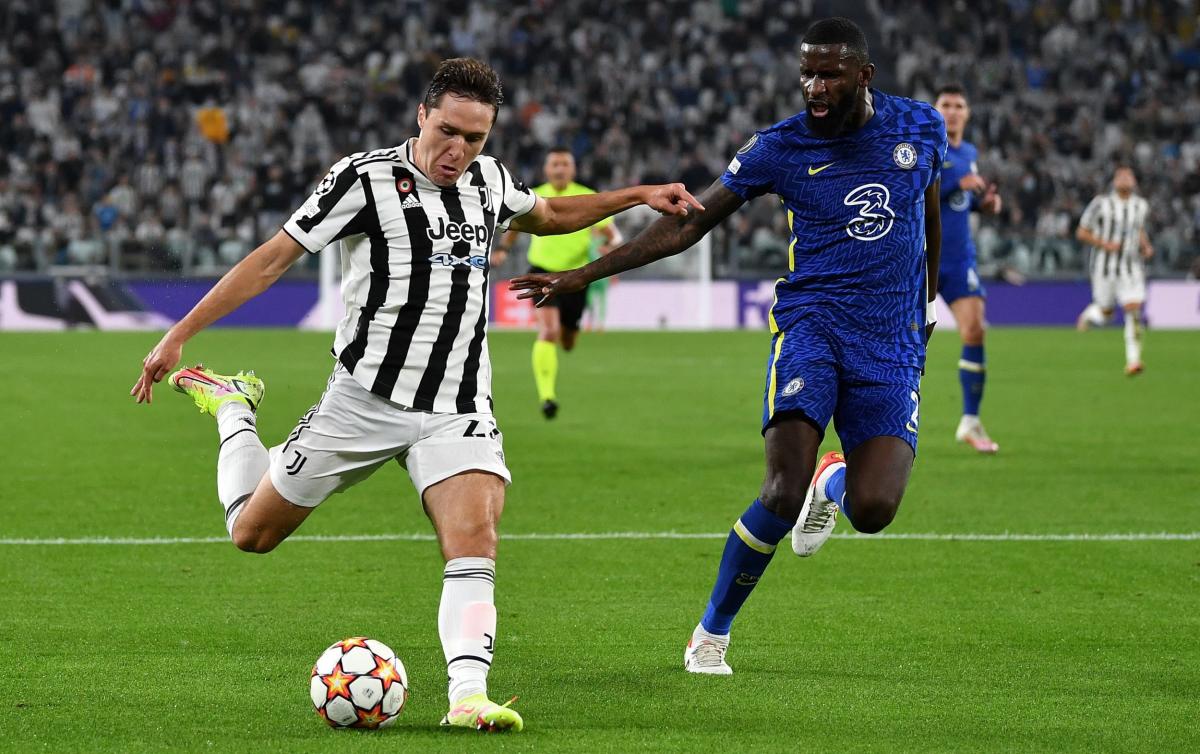 Liverpool weigh up move for Juventus winger Federico Chiesa