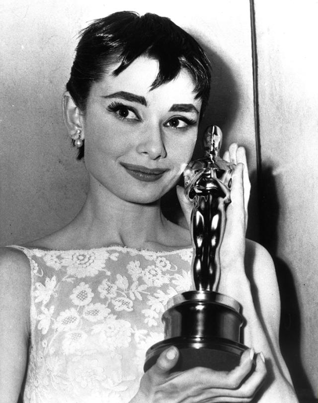 The Most Memorable Oscars Beauty Looks of All Time