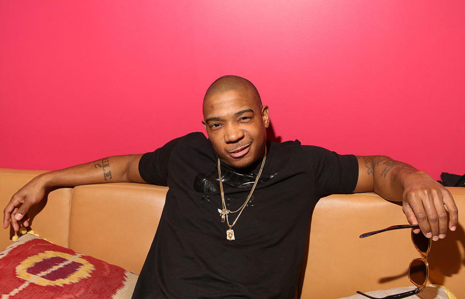 Ja Rule relaxing on a couch