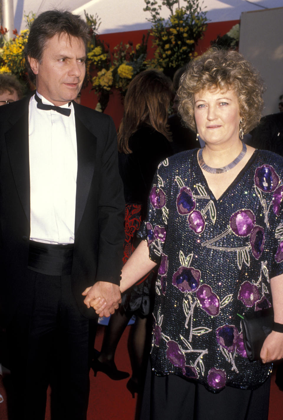 Brenda Fricker y Barrie Davies se divorciaron en 1988 pero siguieron juntos a pesar de todo, como muestra esta fotografía siendo su compañero en la ceremonis de los Óscar en 1990. (Foto de Ron Galella, Ltd./Ron Galella Collection via Getty Images)