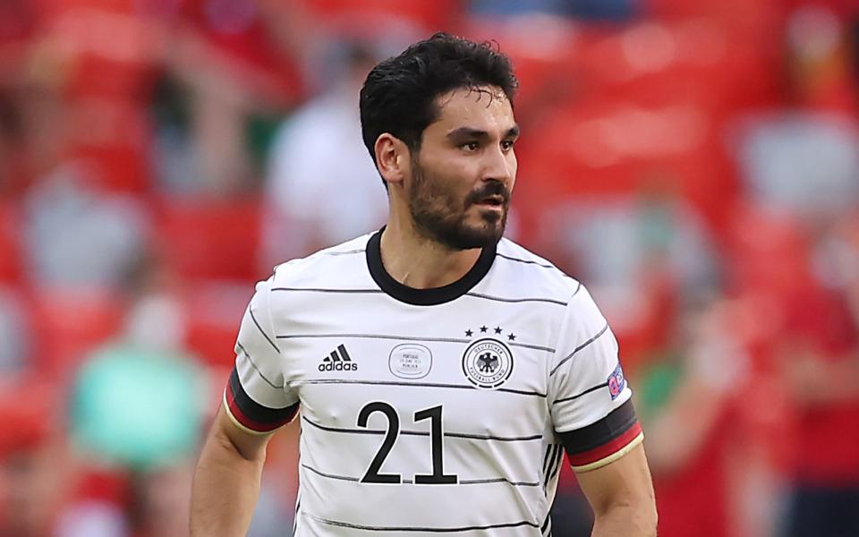 Ilkay Gündogan befindet sich wieder in festen Händen: Er ist mit der TV-Moderatorin Sara Arfaoui liiert. (Bild: Getty Images/Alex Grimm - UEFA)