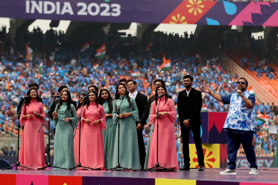 Indian singer Shankar Mahadevan performs during the musical ceremony (REUTERS)