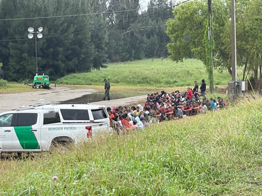 Hundreds of asylum-seekers were apprehended by Border Patrol on April 25, 2023, in Brownsville, Texas, days before the lifting of Title 42. (Sandra Sanchez/Border Report File Photo)