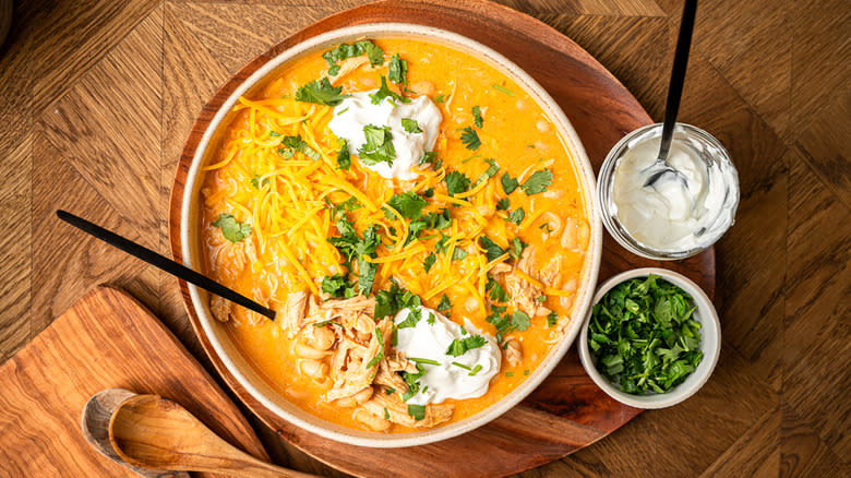 buffalo chicken chili white bowl