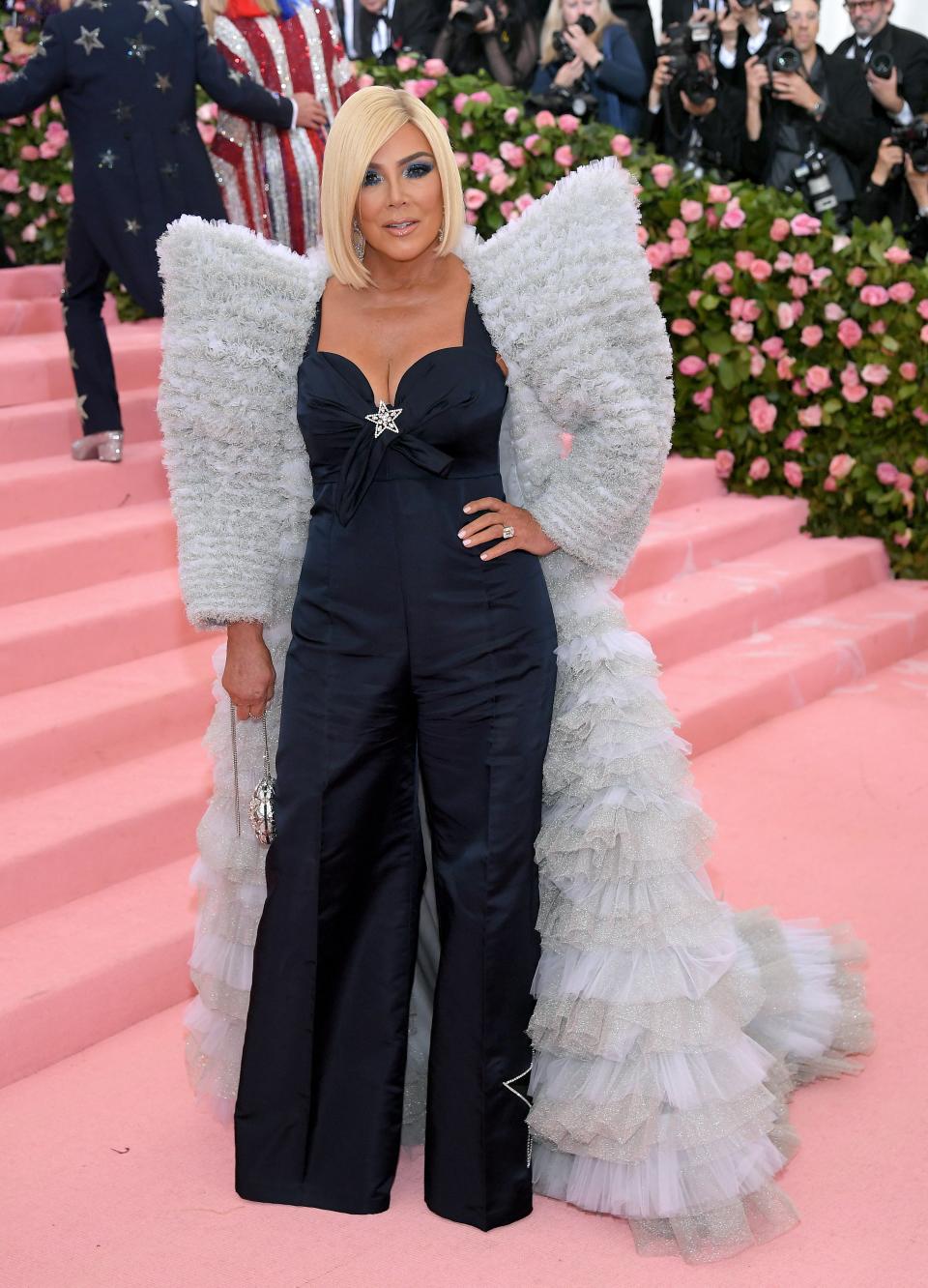 <h1 class="title">The 2019 Met Gala Celebrating Camp: Notes on Fashion - Arrivals</h1><cite class="credit">Neilson Barnard/Getty Images</cite>