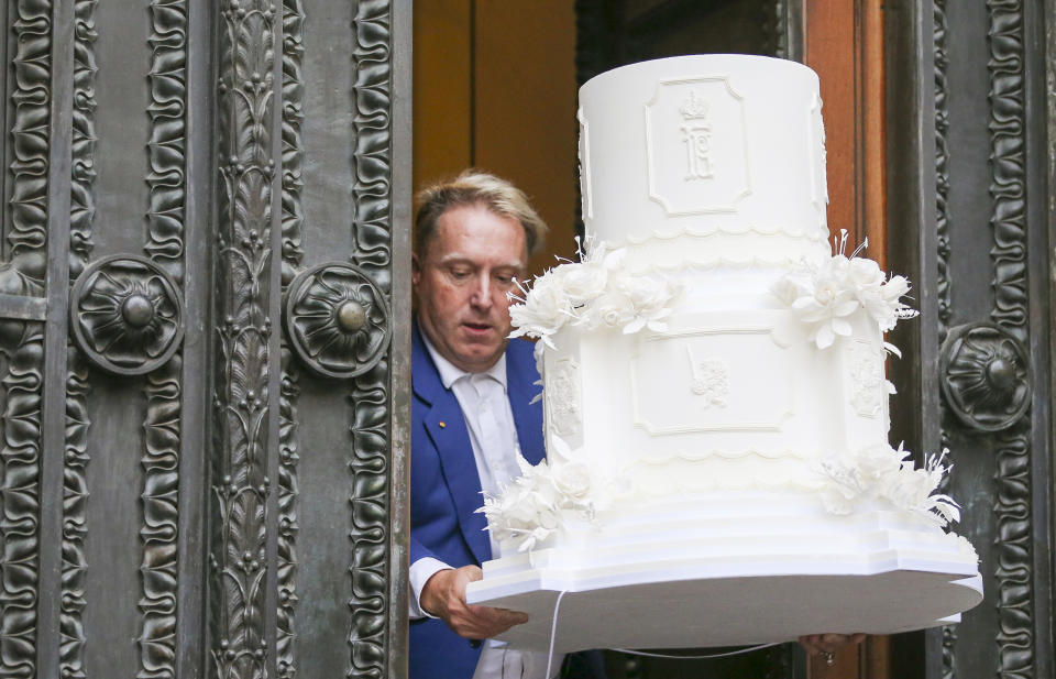 ST PETERSBURG, RUSSIA - OCTOBER 1, 2021: A cake mockup is delivered at the Russian Museum of Ethnography for a reception marking the wedding of Grand Duke George Mikhailovich of Russia, a descendant of the Romanov dynasty, and Rebecca (Victoria) Bettarini of Italy. Peter Kovalev/TASS (Photo by Peter Kovalev\TASS via Getty Images)