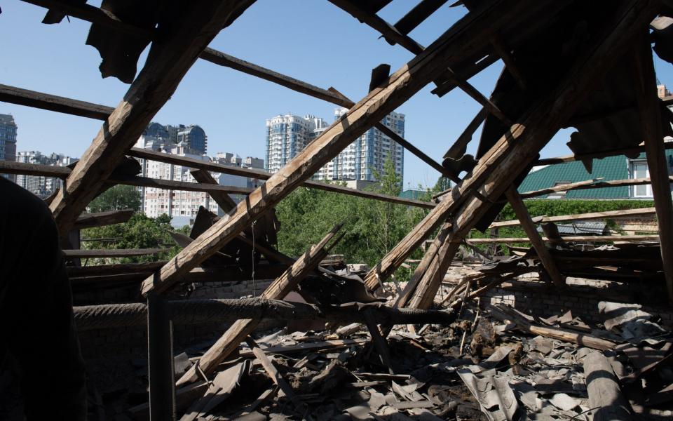 A destroyed building in Kyiv after the drone attacks on May 28 - Anadolu/Anadolu