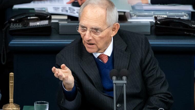 Debatten-Auslöser: Wolfgang Schäuble hatte jüngst mit Blick auf die Einschränkungen in der Corona-Krise gesagt, die Aussage, alles andere habe vor dem Schutz von Leben zurückzutreten sei „in dieser Absolutheit nicht richtig“. Foto: dpa