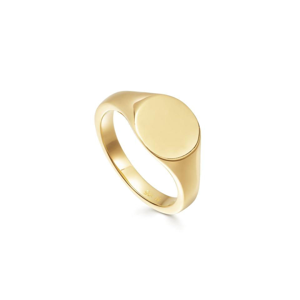 5) Gold Engravable Round Signet Ring