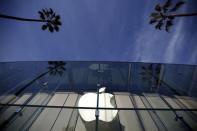 The Apple Store is seen in Santa Monica, California, United States, February 23, 2016. REUTERS/Lucy Nicholson