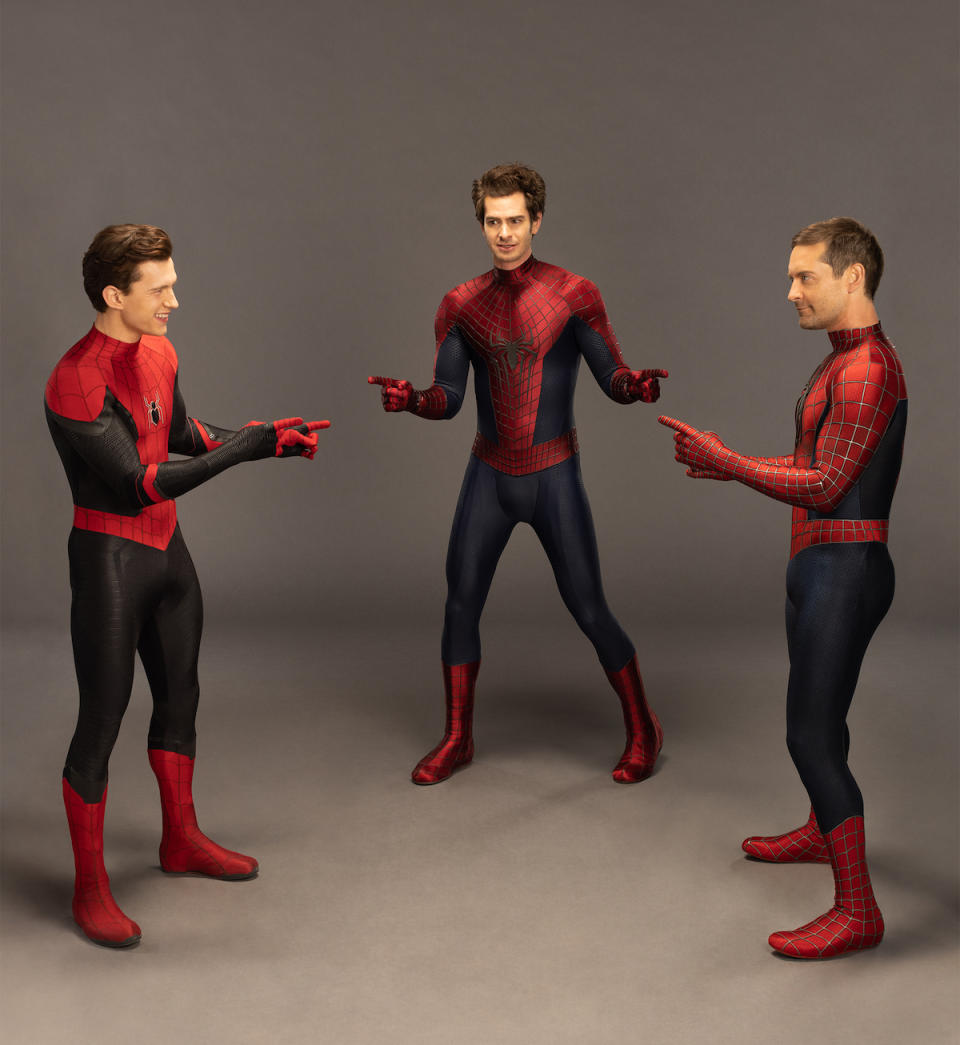 Spider-Man: No Way Home stars recreating the pointing meme