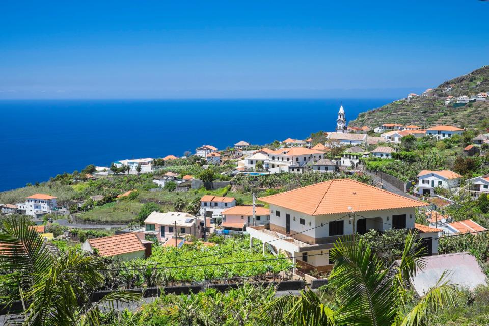 Portugal, Madeira island, south coast, Arco da Calheta