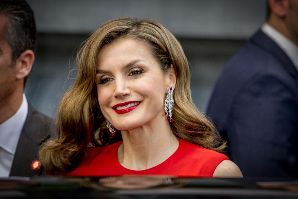 Letizia espectacular con este red look