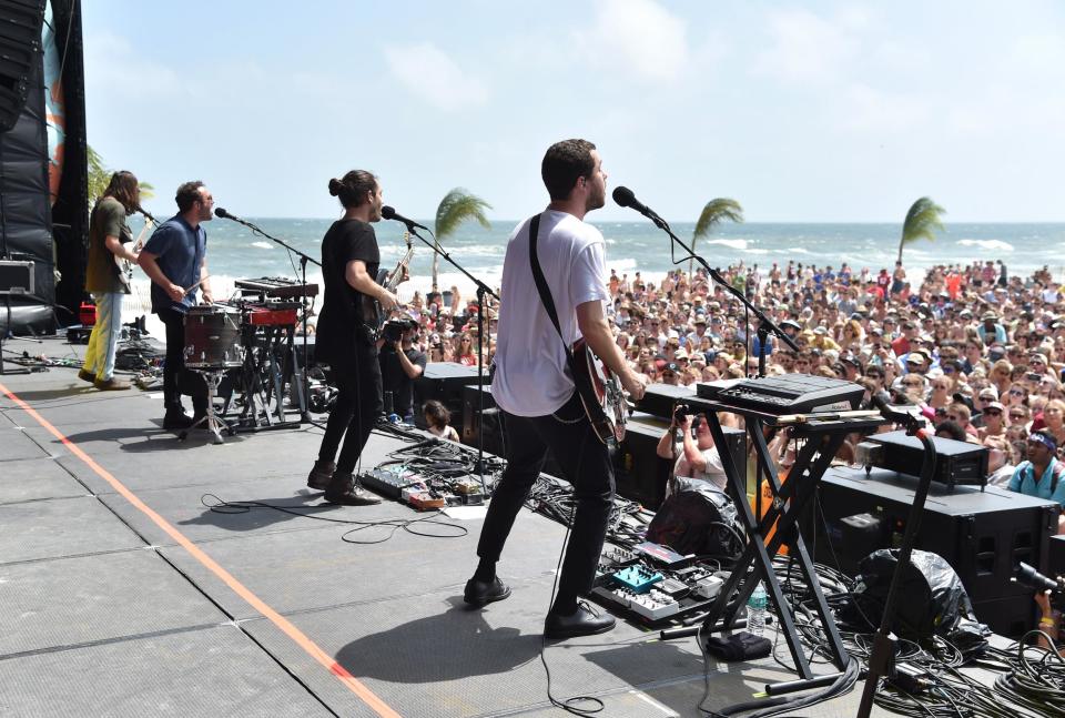 Local Natives (Getty Images)