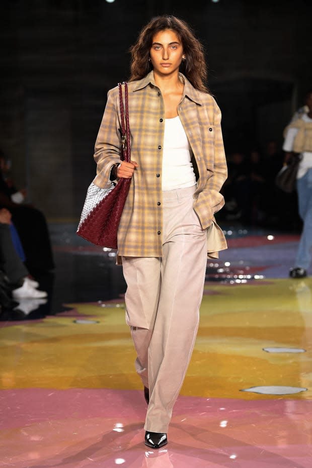 <p>Bottega Veneta Spring 2023. Photo: Imaxtree</p>