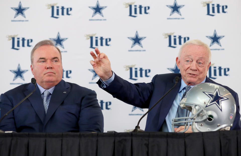 Cowboys owner Jerry Jones (right) needs head coach Mike McCarthy to be the leader, which is nominally his job description anyway. (Photo by Tom Pennington/Getty Images)