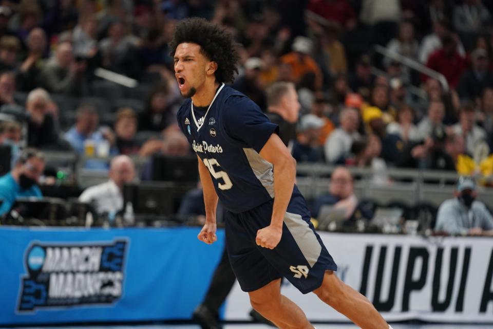 Son of Marquette legend Butch Lee makes own NCAA Tournament legacy with  Cinderella Saint Peter's