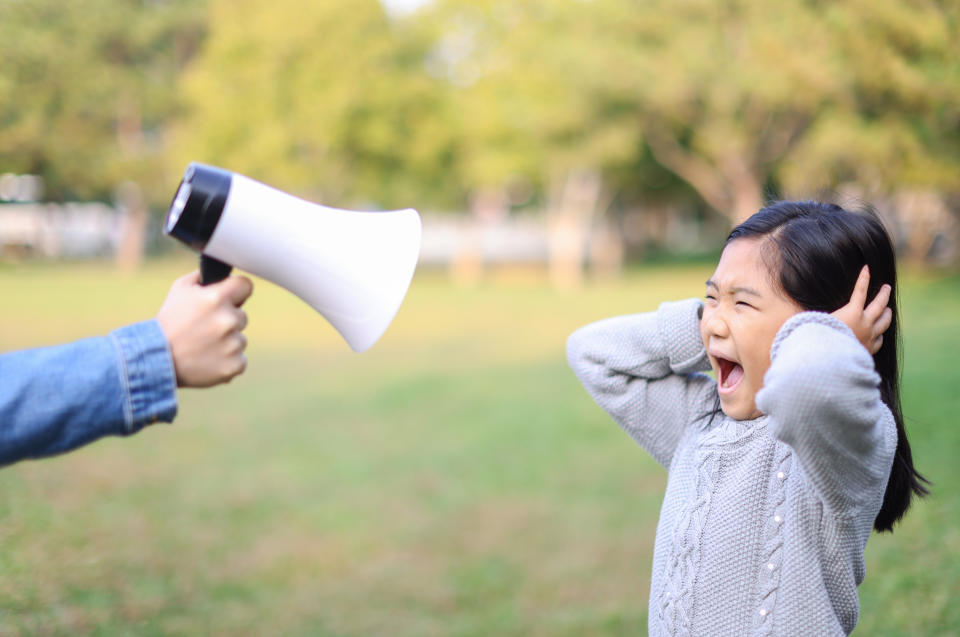 Darf man in der Öffentlichkeit fremde Kinder maßregeln? (Symbolbild: Getty Images)